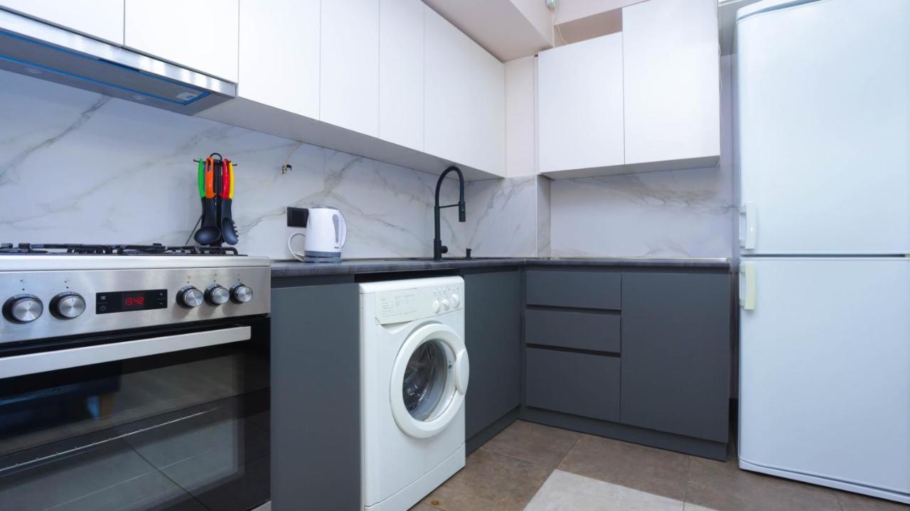 Stay Inn Apartments On Amiryan 15 Jerevan Buitenkant foto