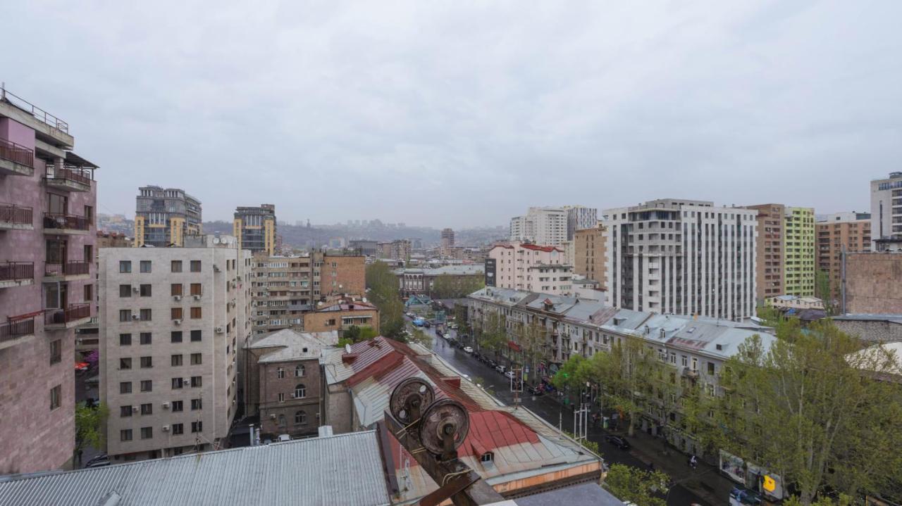 Stay Inn Apartments On Amiryan 15 Jerevan Buitenkant foto