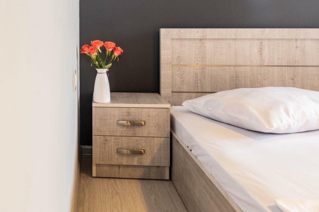 Stay Inn Apartments On Amiryan 15 Jerevan Buitenkant foto